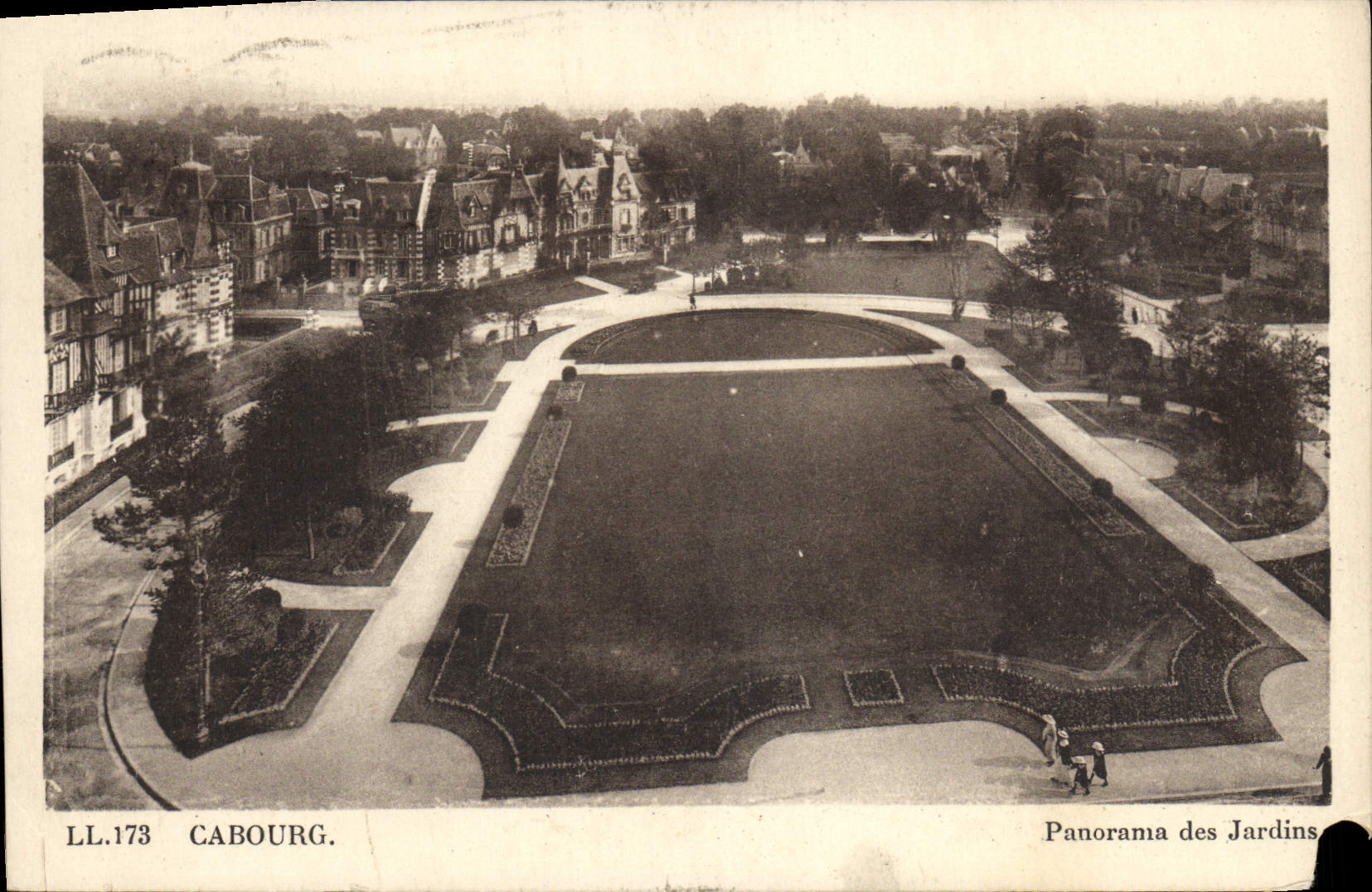 Panorama de Cabourg de la POSTAL de la VENDIMIA de los jardines