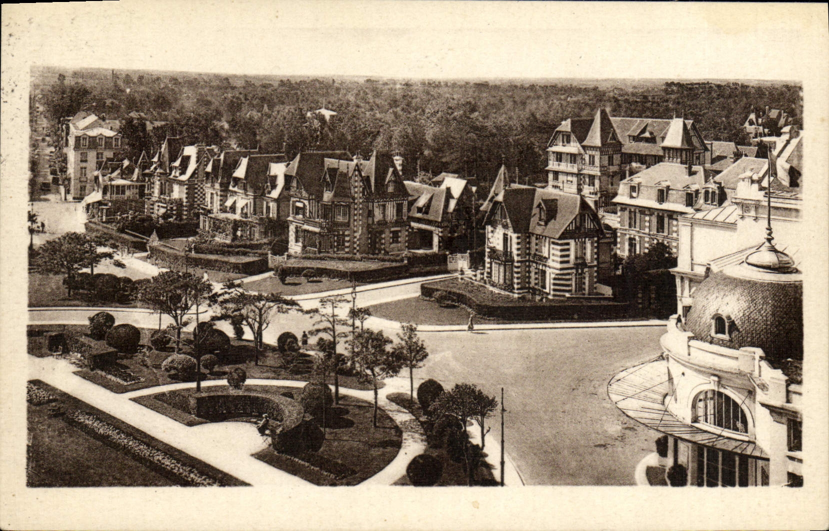 CPA Cabourg Les Jardins du Casino et les Villas 