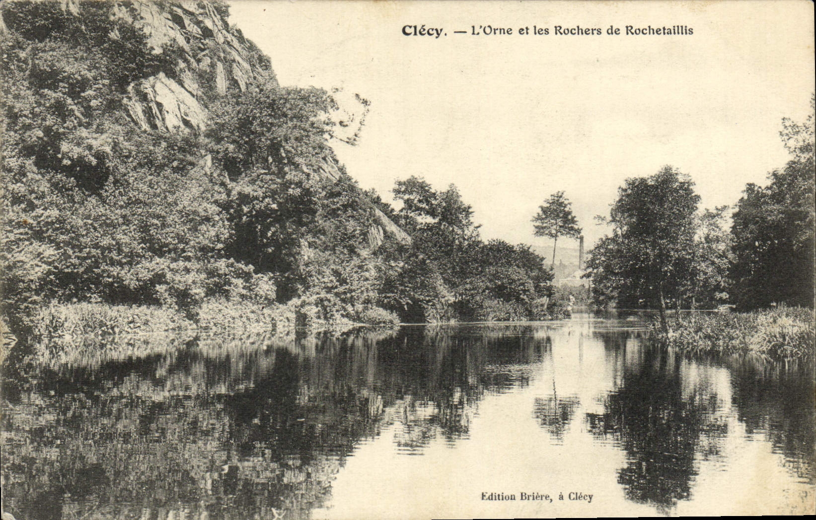 VINTAGE POSTCARD Clecy the Orne and Rocks of Rochetaillis