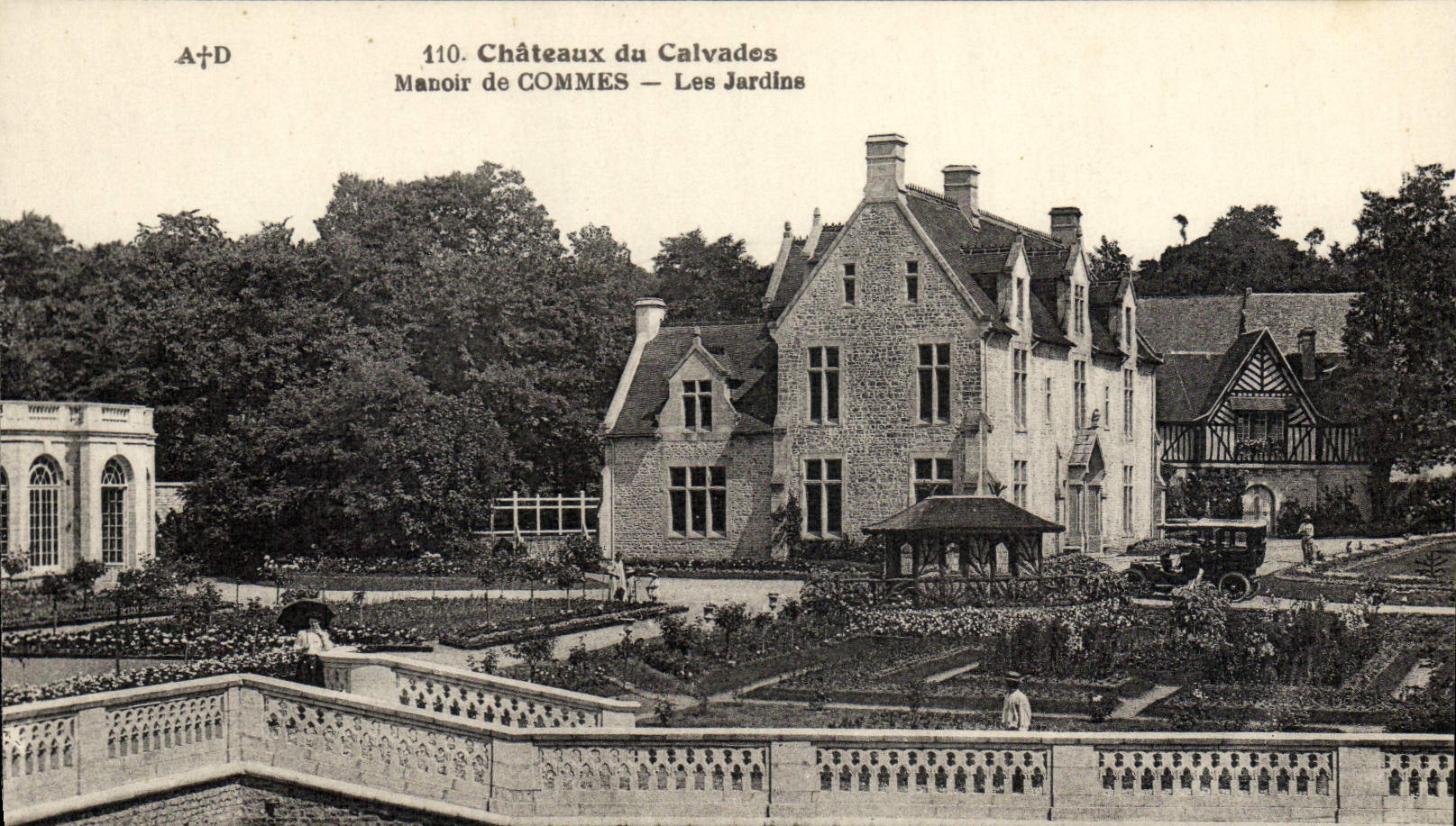 VINTAGE POSTCARD Manor of Commes Gardens