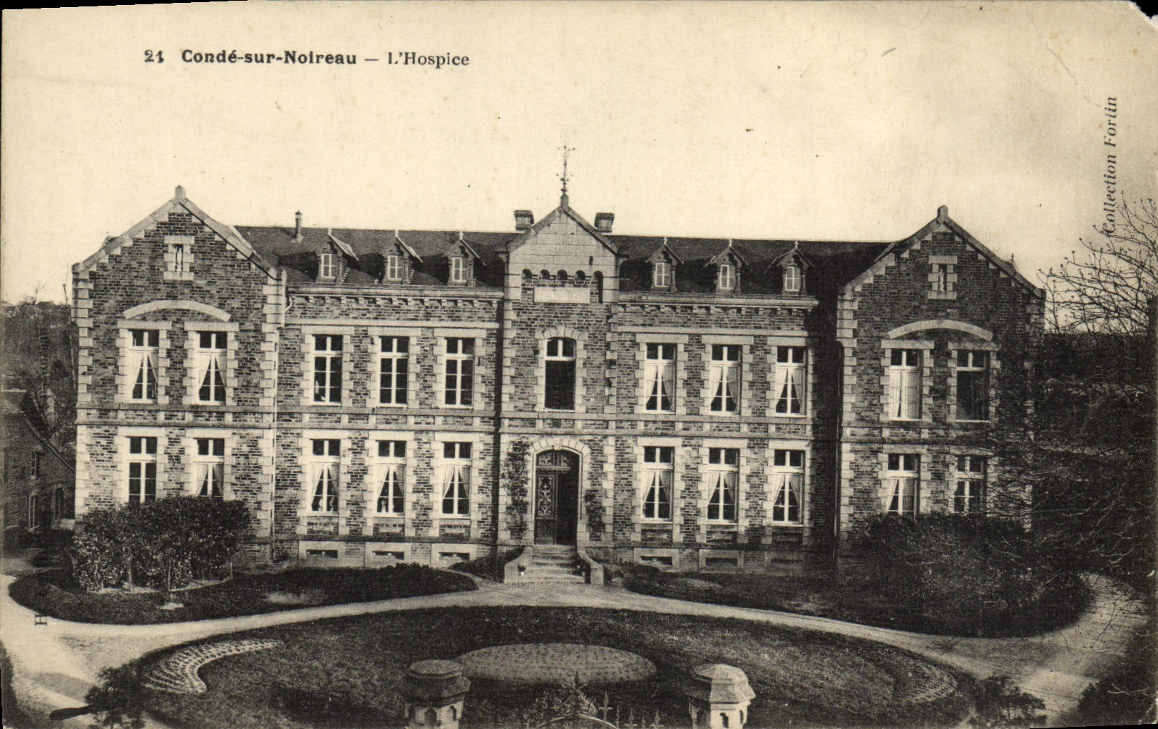 VINTAGE POSTCARD Cop on Noireau the Old people's home