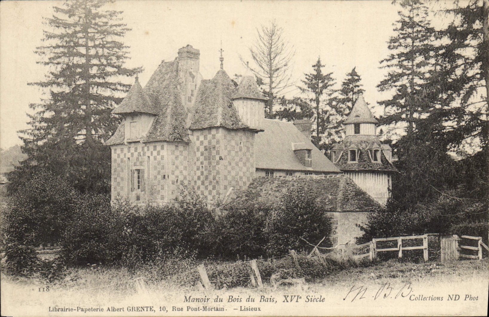 VINTAGE POSTCARD Manor of the Wood of Bais XVl E century