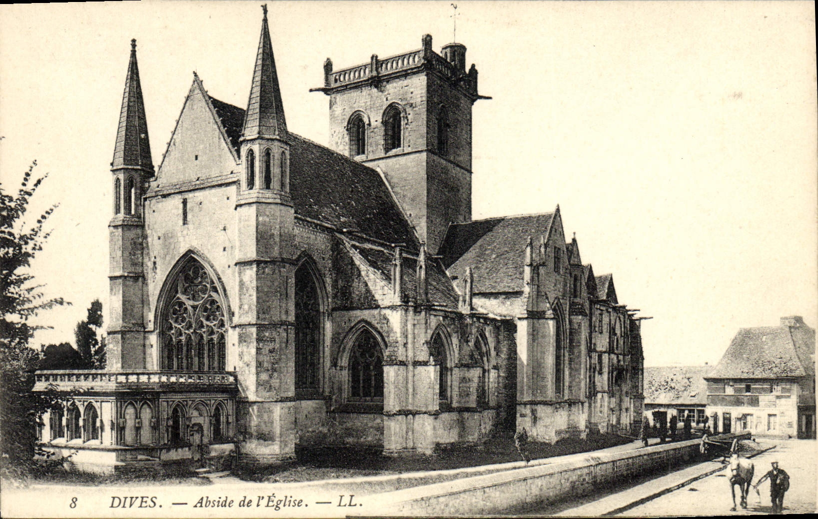 CPA Dives Abside de l'Eglise 