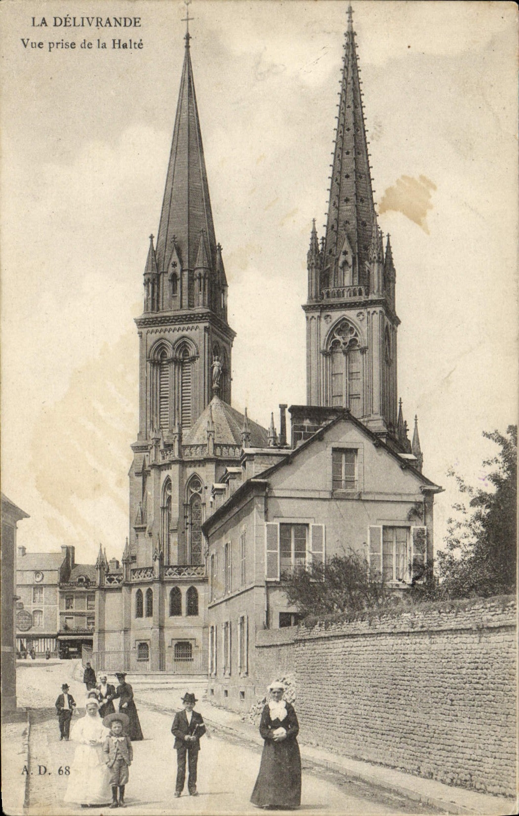 VINTAGE POSTCARD Delivrande Seen from of the Halt