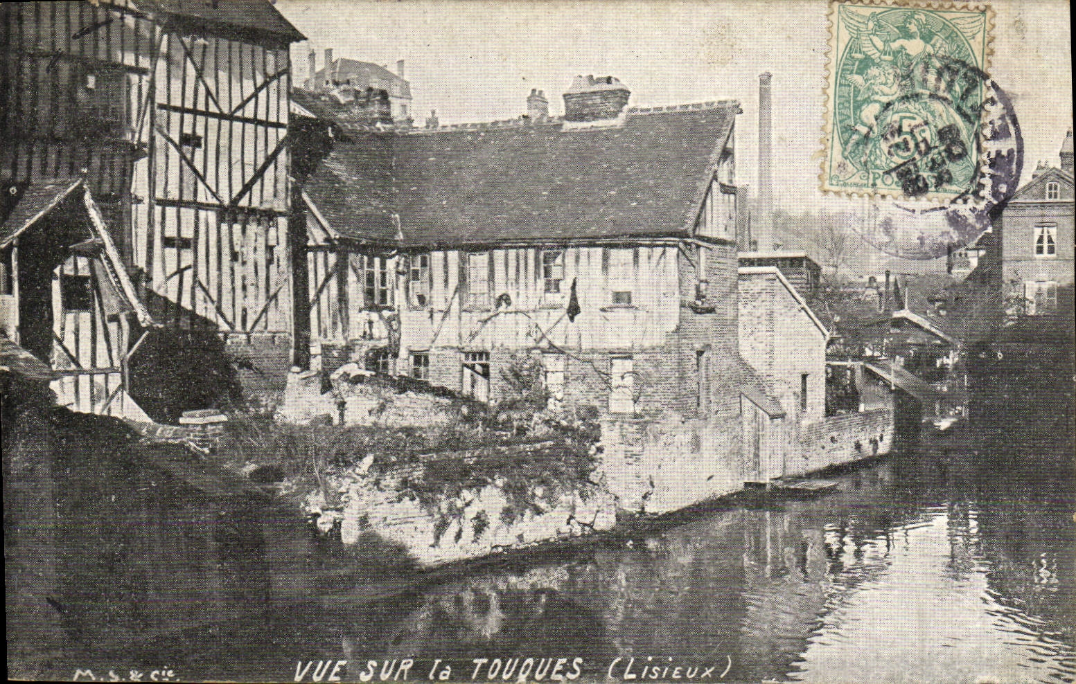CPA Vue Sur La touques Lisieux 