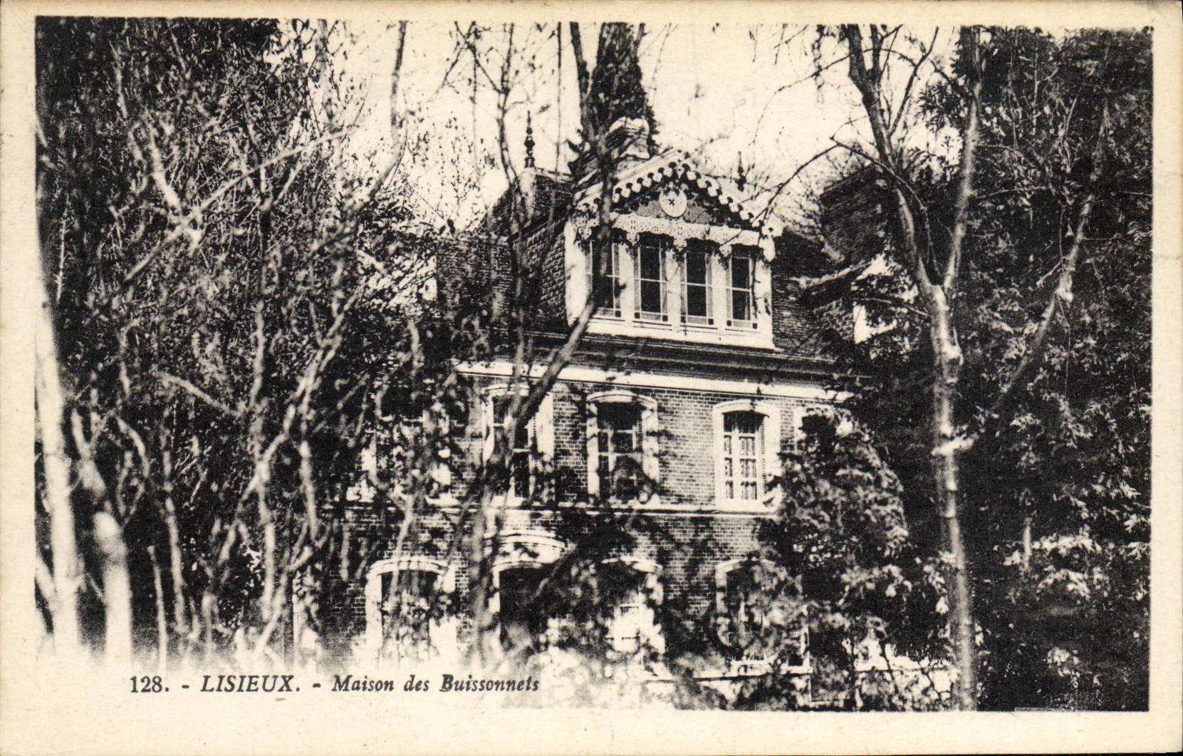 CPA Lisieux Maison des buissonnets