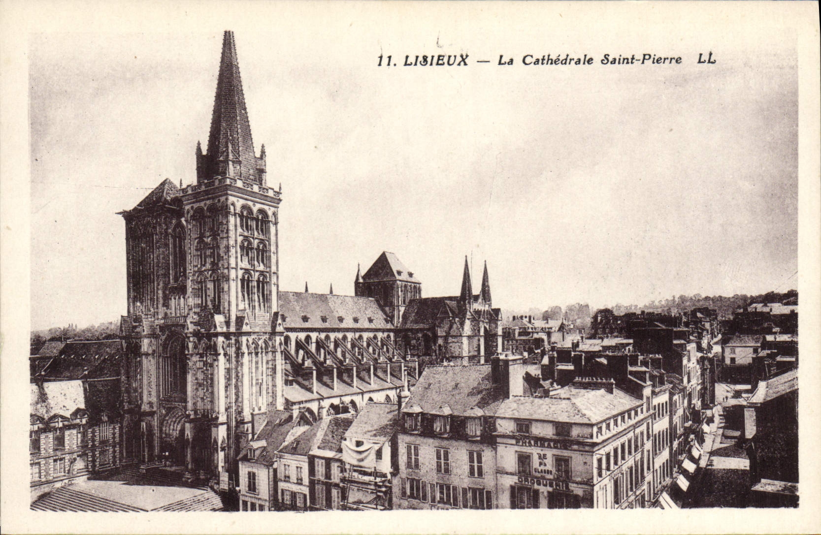 POSTAL Lisieux de la VENDIMIA las piedras de afilar santas de la catedral