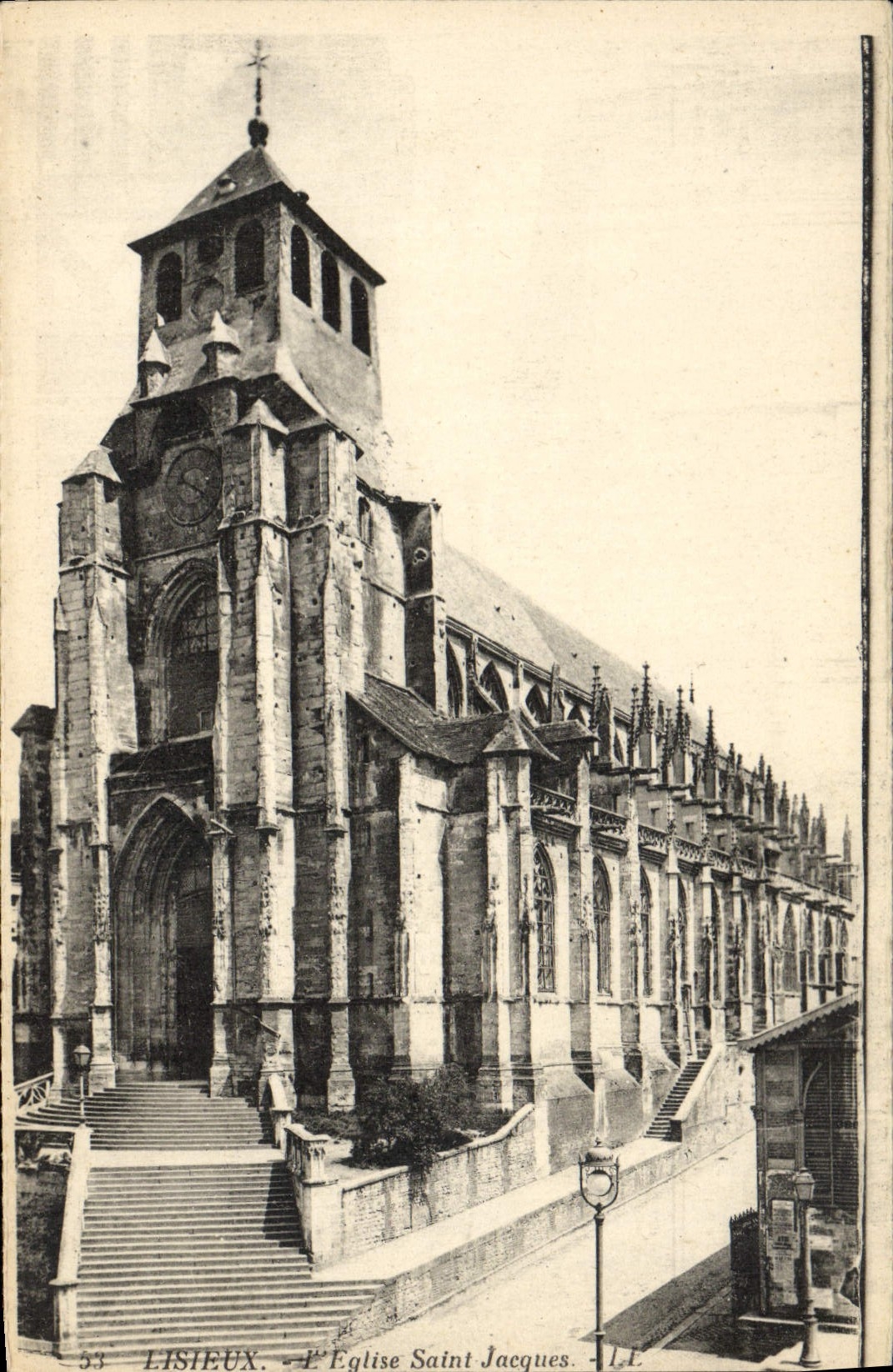 CPA Lisieux L'Eglise saint jacques