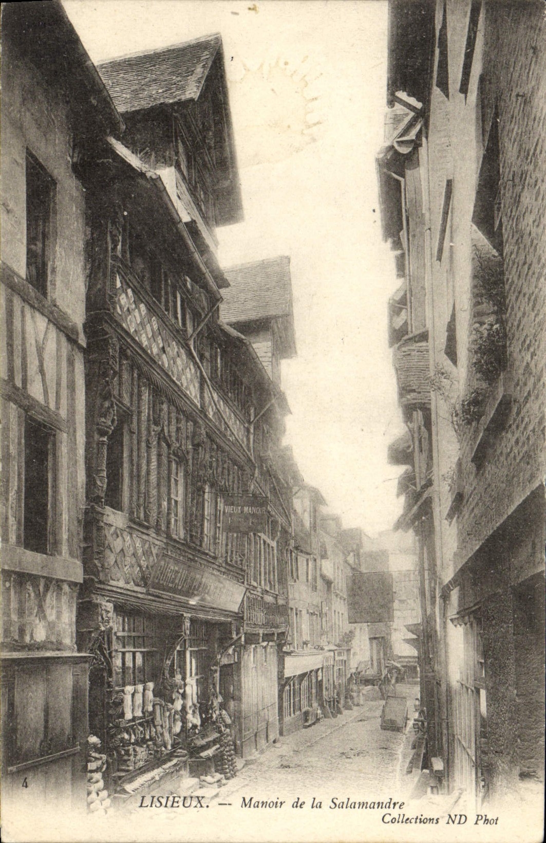 CPA Lisieux Manoir de la salamandre