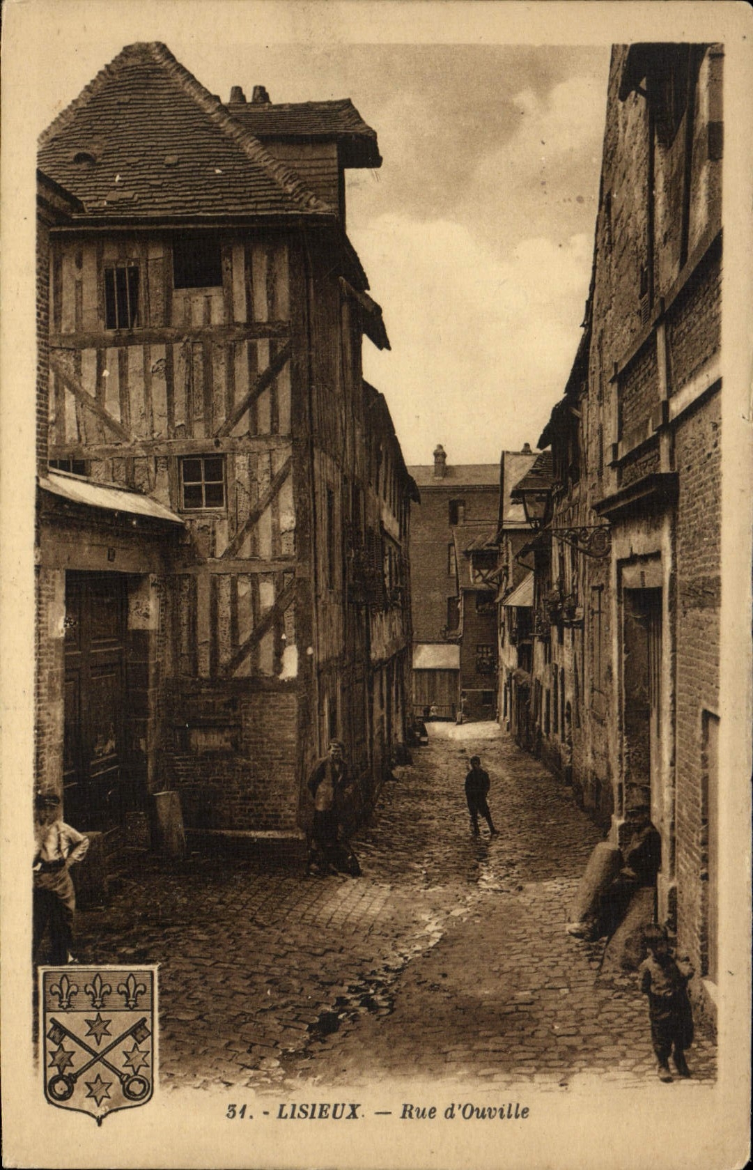 Calle de Lisieux de la POSTAL de la VENDIMIA de Ouville