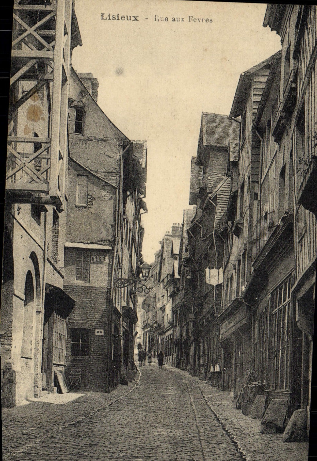 CPA Lisieux Rue Aux Fevres