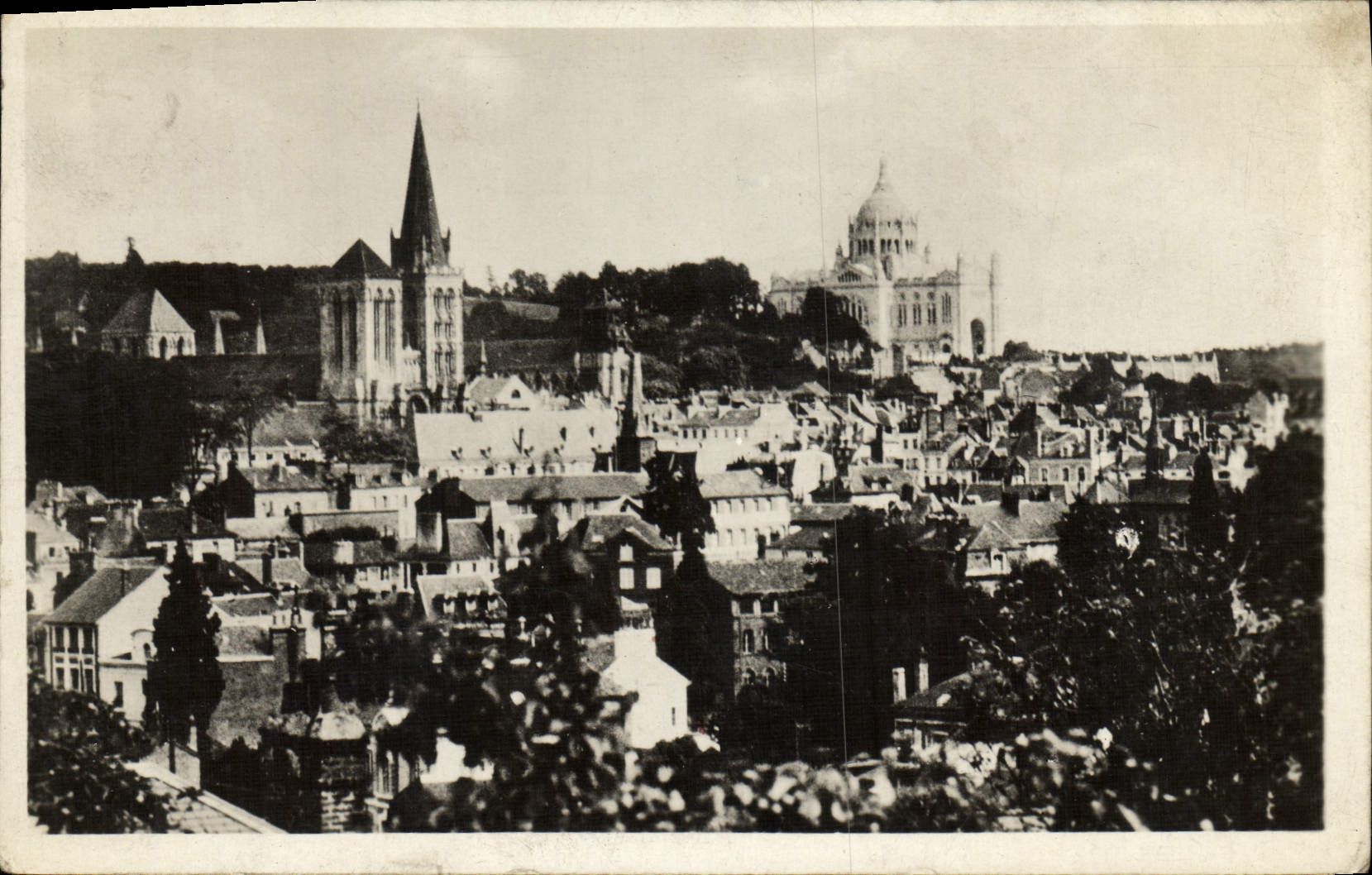 CPM Lisieux Vue Generale
