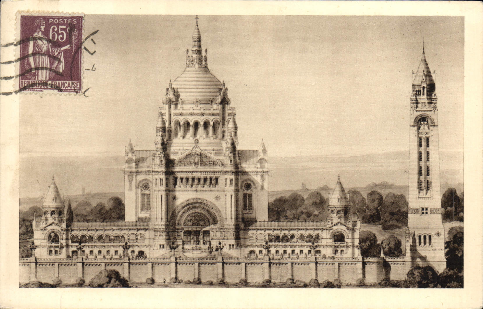 CPA La basilique de Lisieux vue generale du projet