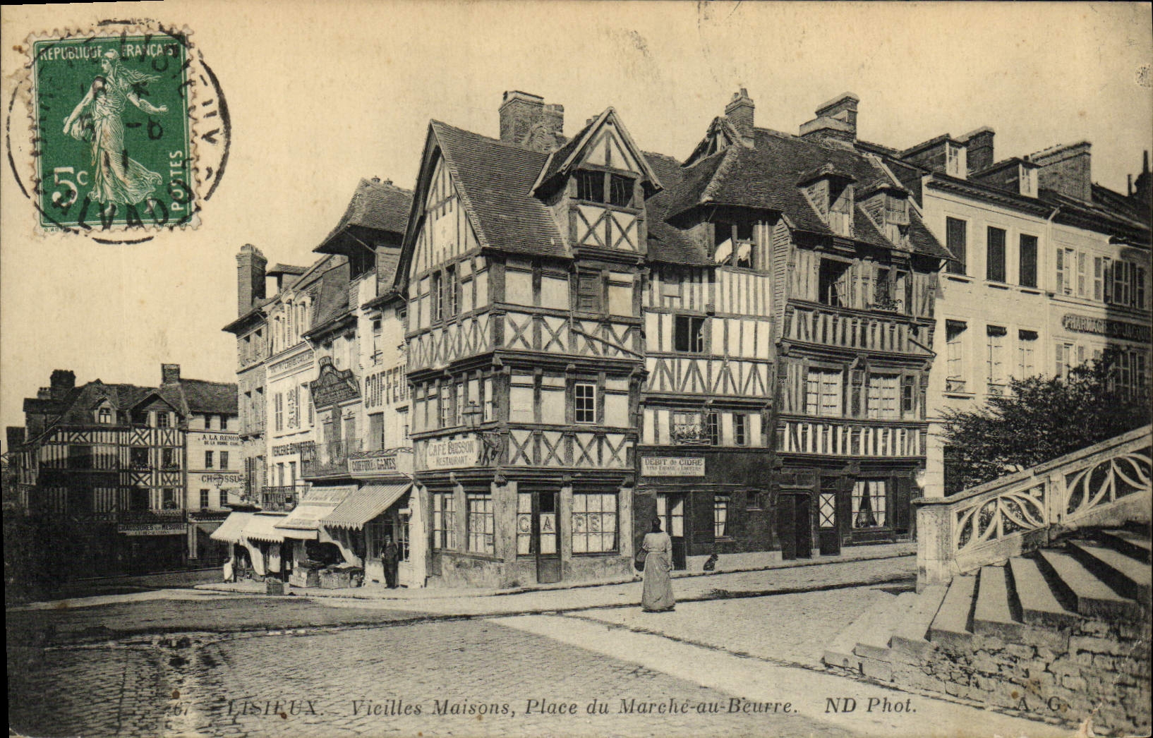 La POSTAL Lisieux Vieilles de la VENDIMIA contiene el mercado de los lugares de la mantequilla