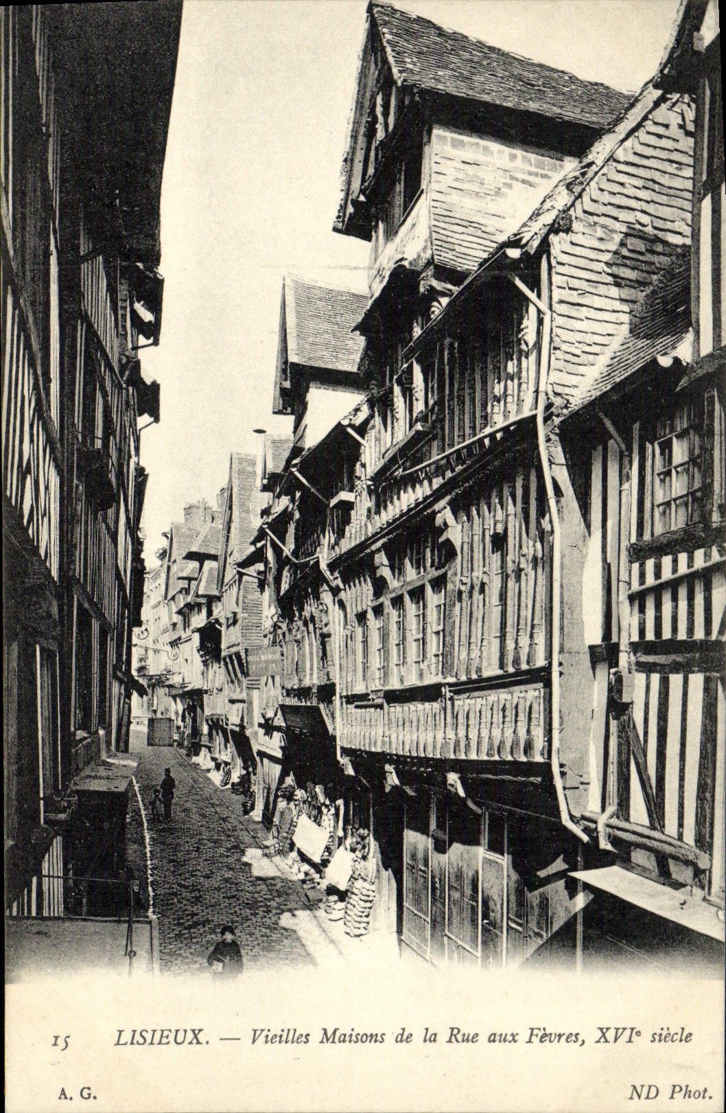 CPA Lisieux Vieilles Maisons de la rue aux fevres