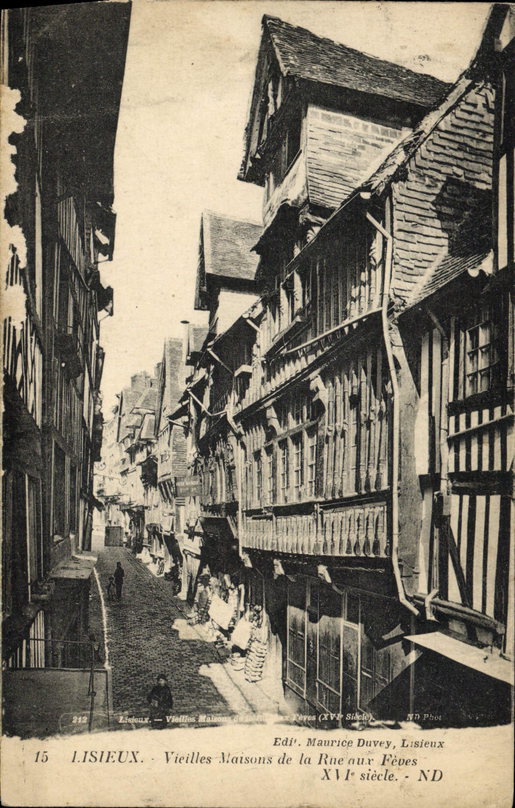 CPA Lisieux Vieilles Maisons de la rue aux fevres
