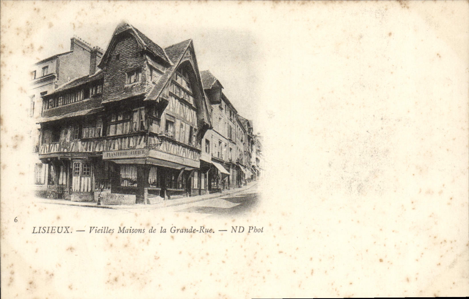 CPA Lisieux Vieilles Maisons de la grande rue