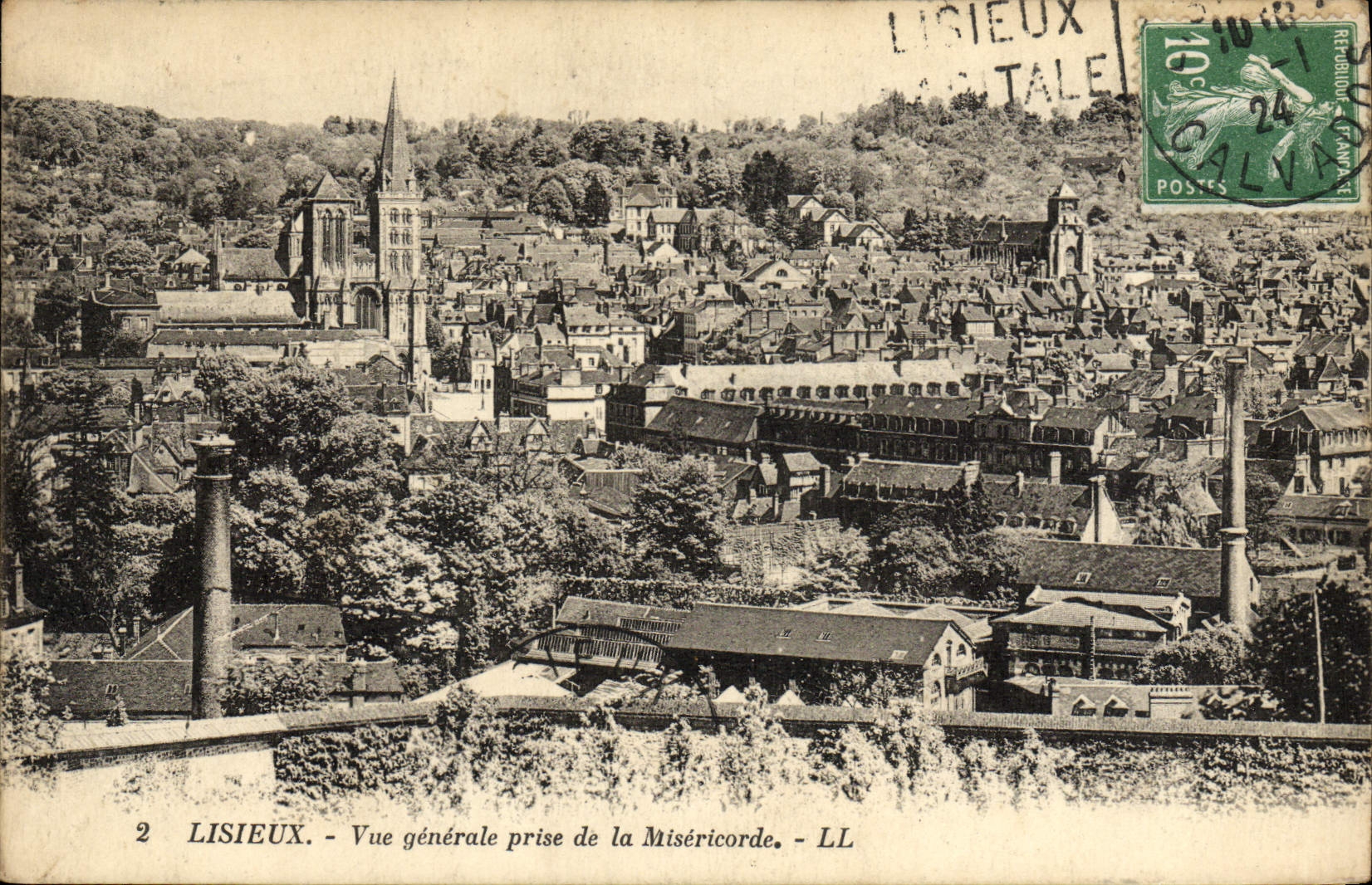 CPA Lisieux Vue generale prise de la misericorde