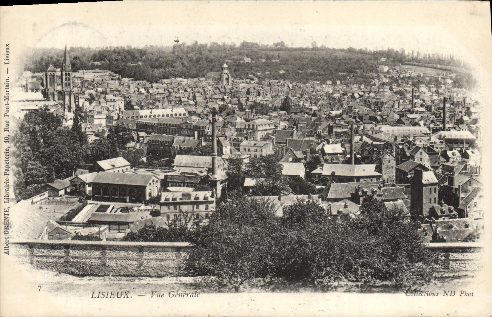 CPA Lisieux Vue generale