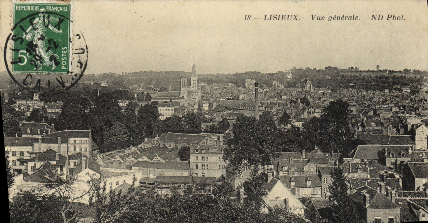 CPA Lisieux Vue generale