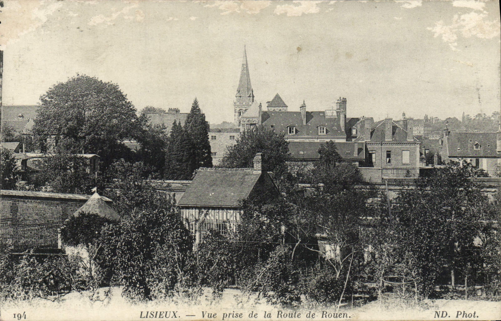 POSTAL Lisieux de la VENDIMIA vista del camino de Ruán