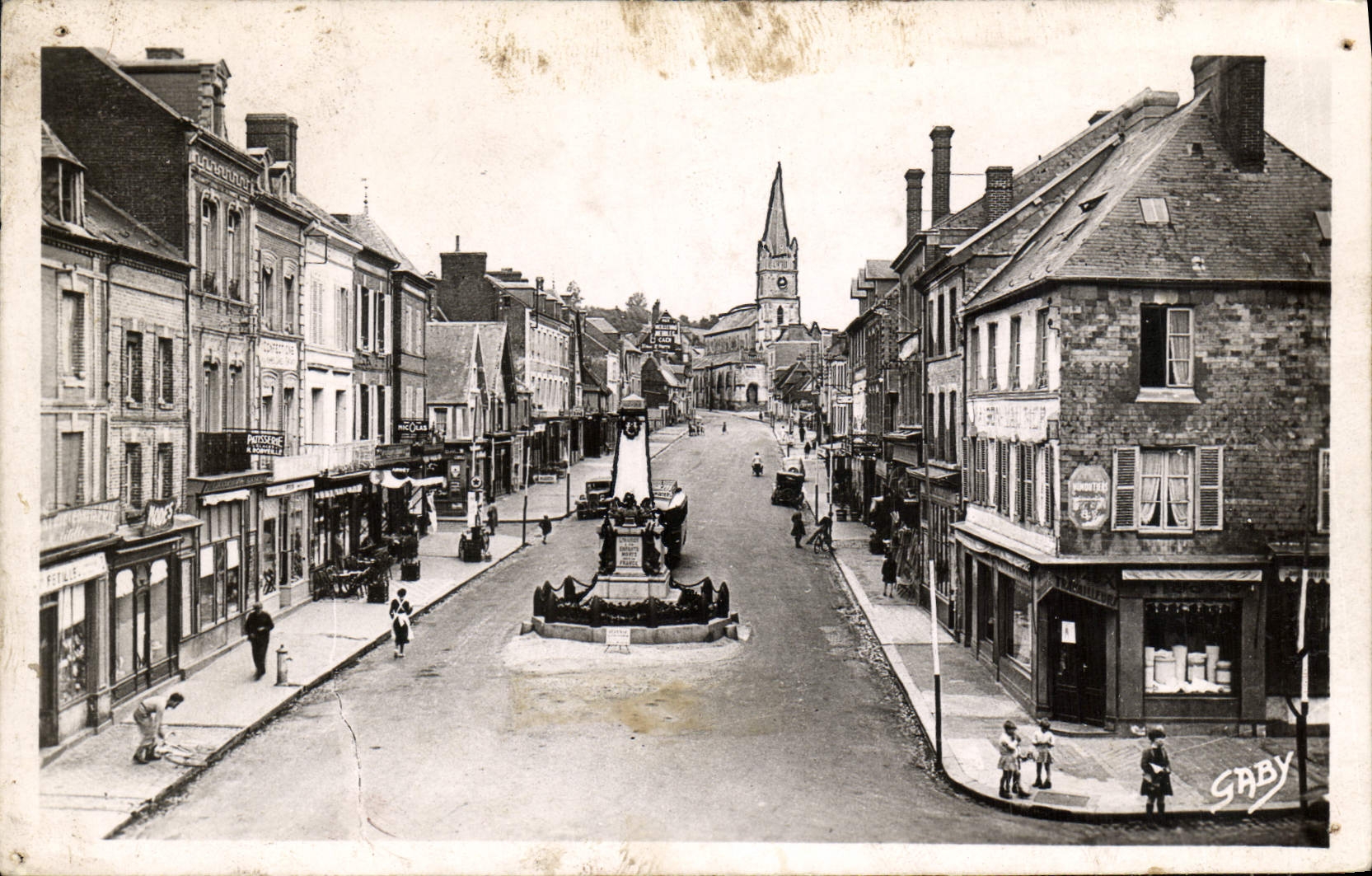 VINTAGE POSTCARD Livarot street of the marshal foch
