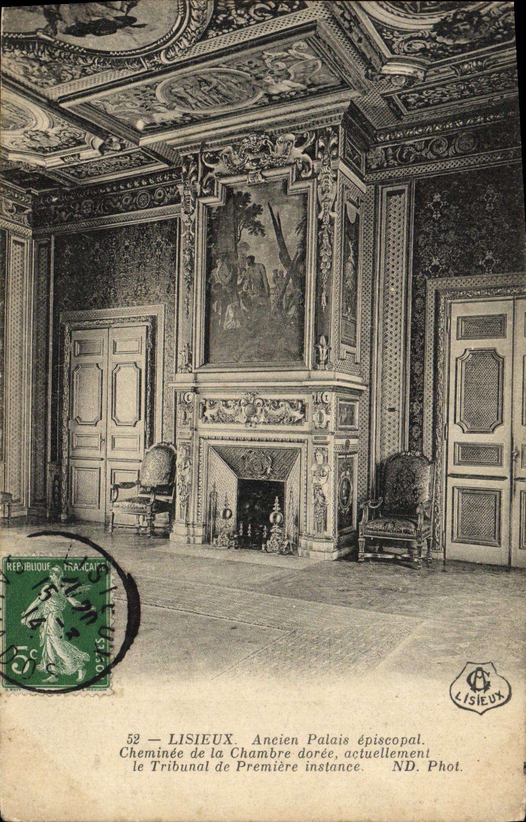 Chimenea episcopal vieja del paladar de Lisieux de la POSTAL de la VENDIMIA del sitio de la corte dorado de la bancarrota