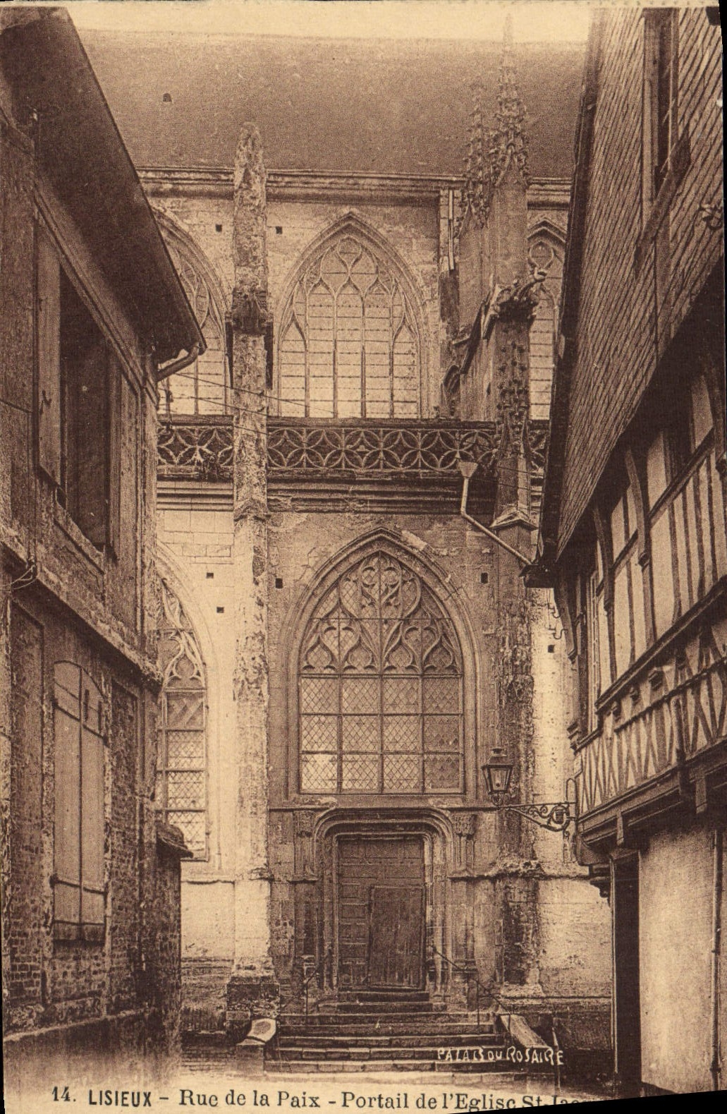 CPA Lisieux rue de la paix portail de l'eglise St Jacques