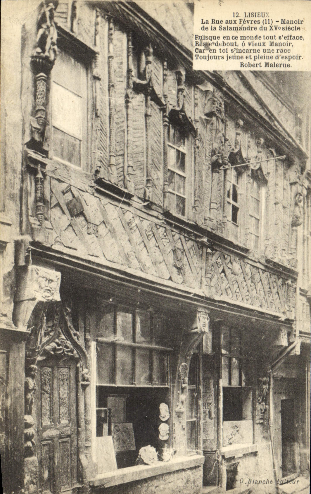 CPA Lisieux Rue aux Fevres manoir de la Salamandre 