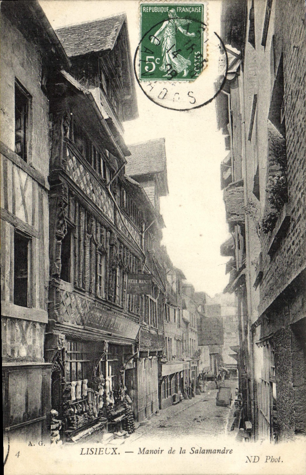 CPA Lisieux Manoir de la Salamandre 