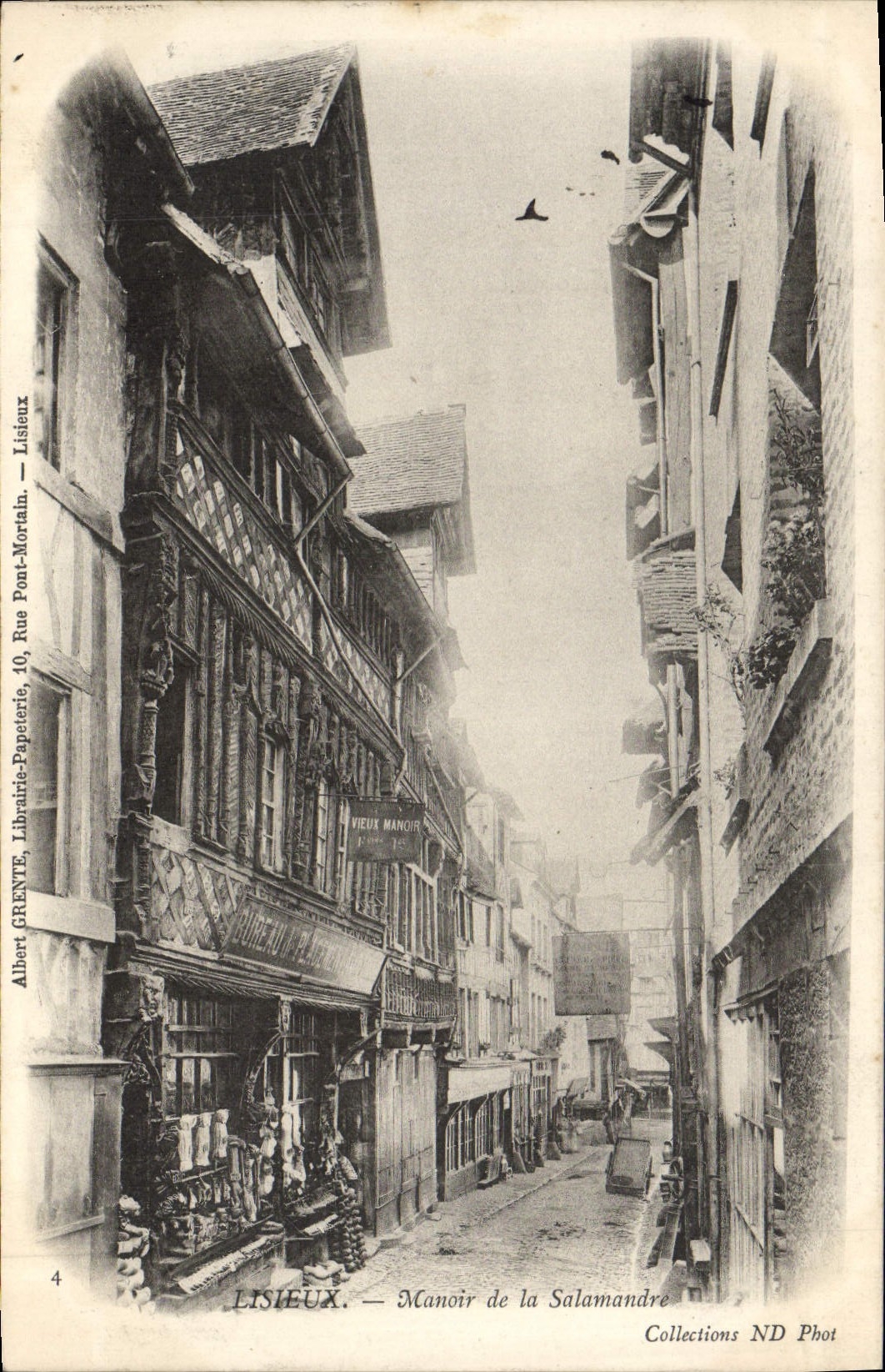 CPA Lisieux Manoir de la Salamandre 