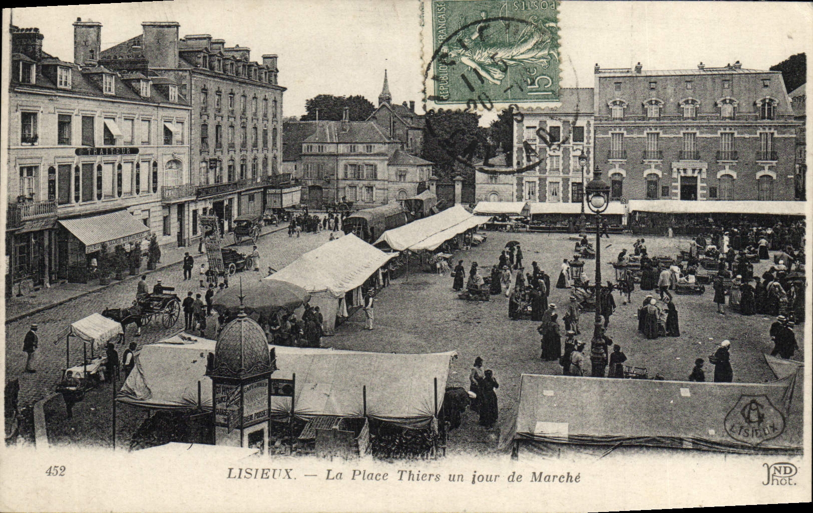 POSTAL Lisieux de la VENDIMIA el lugar de Thiers un día de mercado