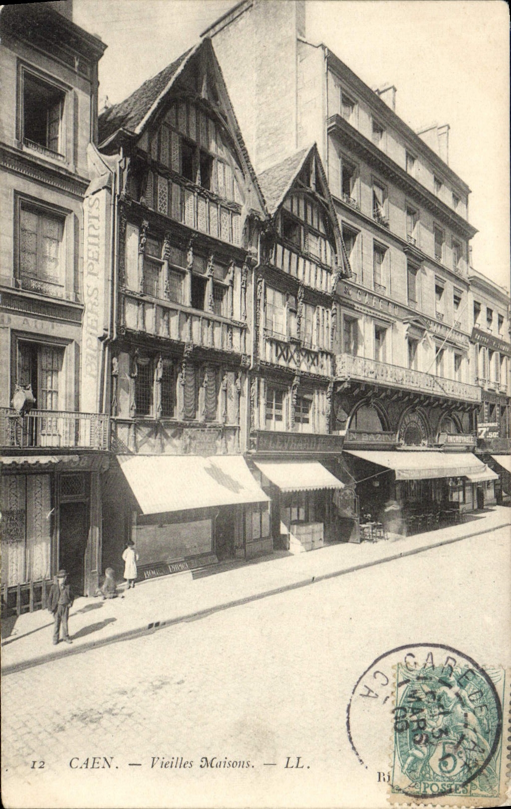 CPA Caen Vieilles Maisons Levrard