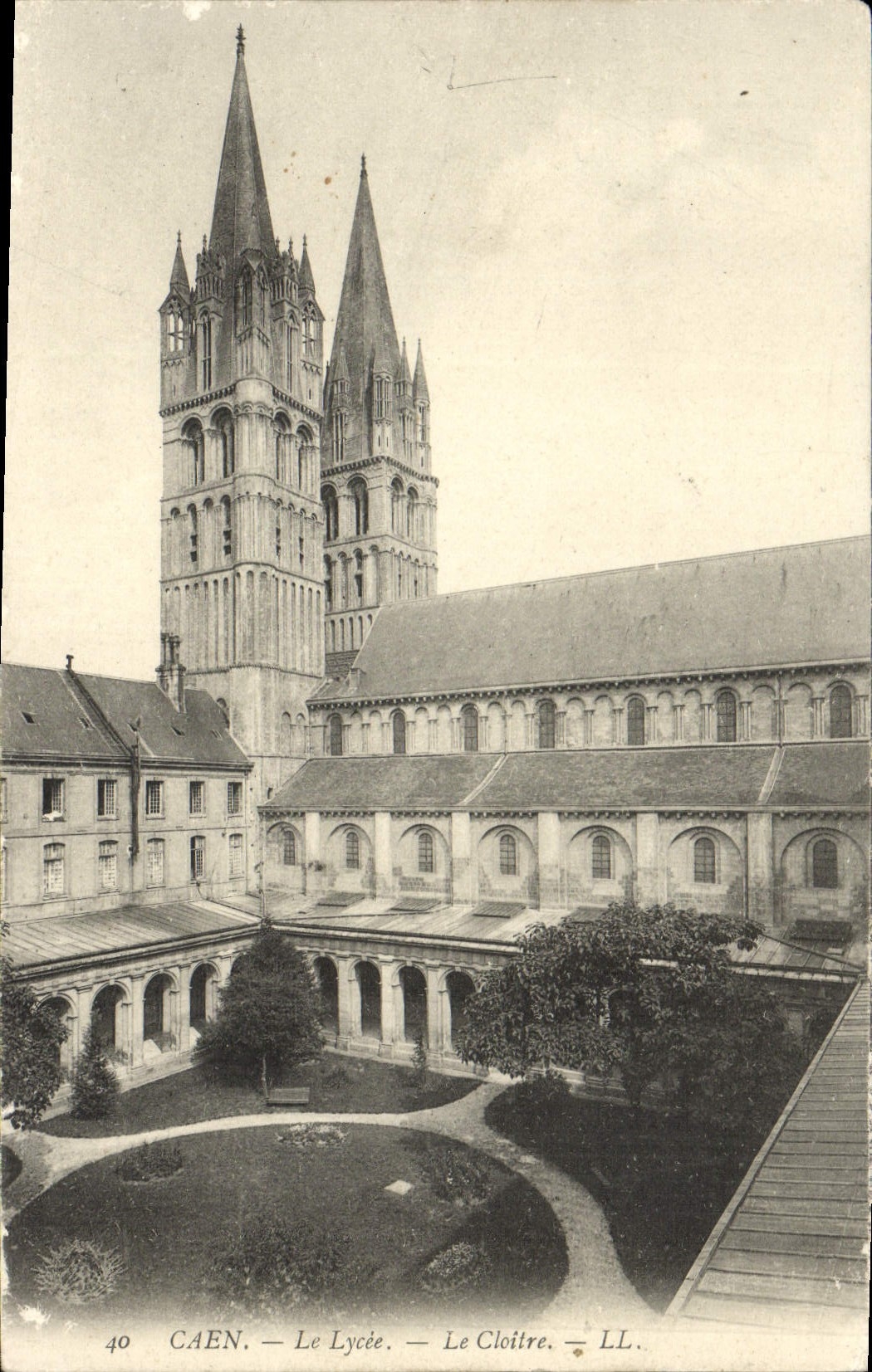 VINTAGE POSTCARD Caen the College the Cloister