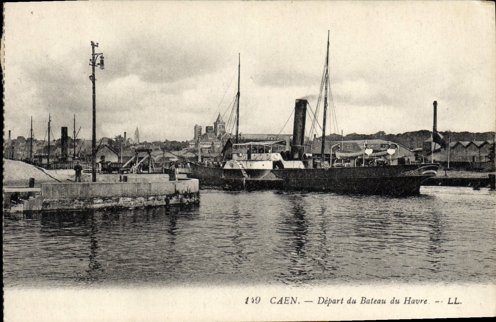 VINTAGE POSTCARD Caen Departure of the Boat of Le Havre