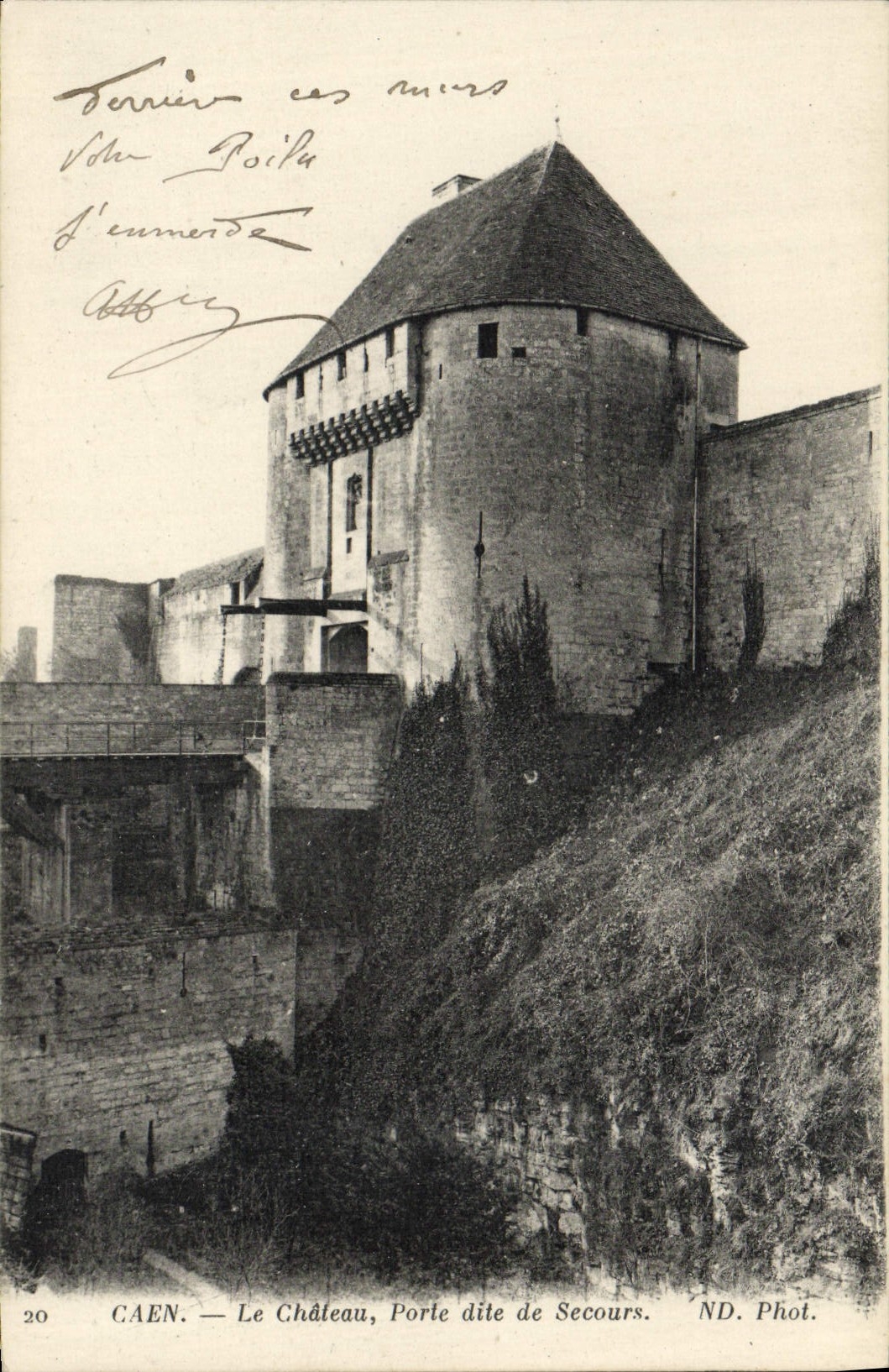 CPA Caen Le Chateau Porte dite de Secours 