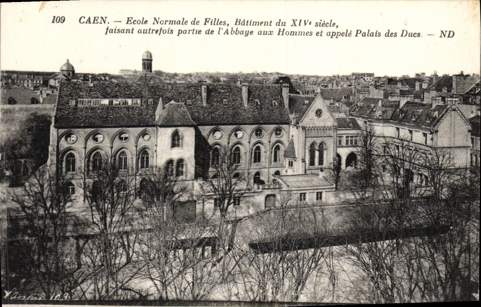 CPA Caen Ecole Normande de Filles