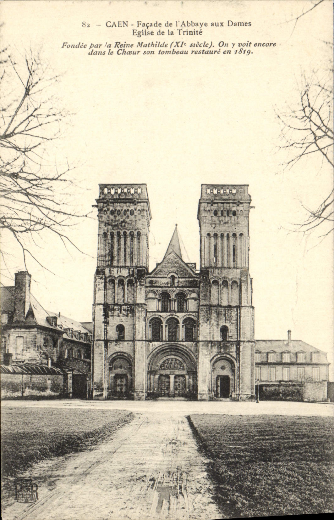 VINTAGE POSTCARD Caen Frontage of the Abbey to the Ladies Church of the Trinity