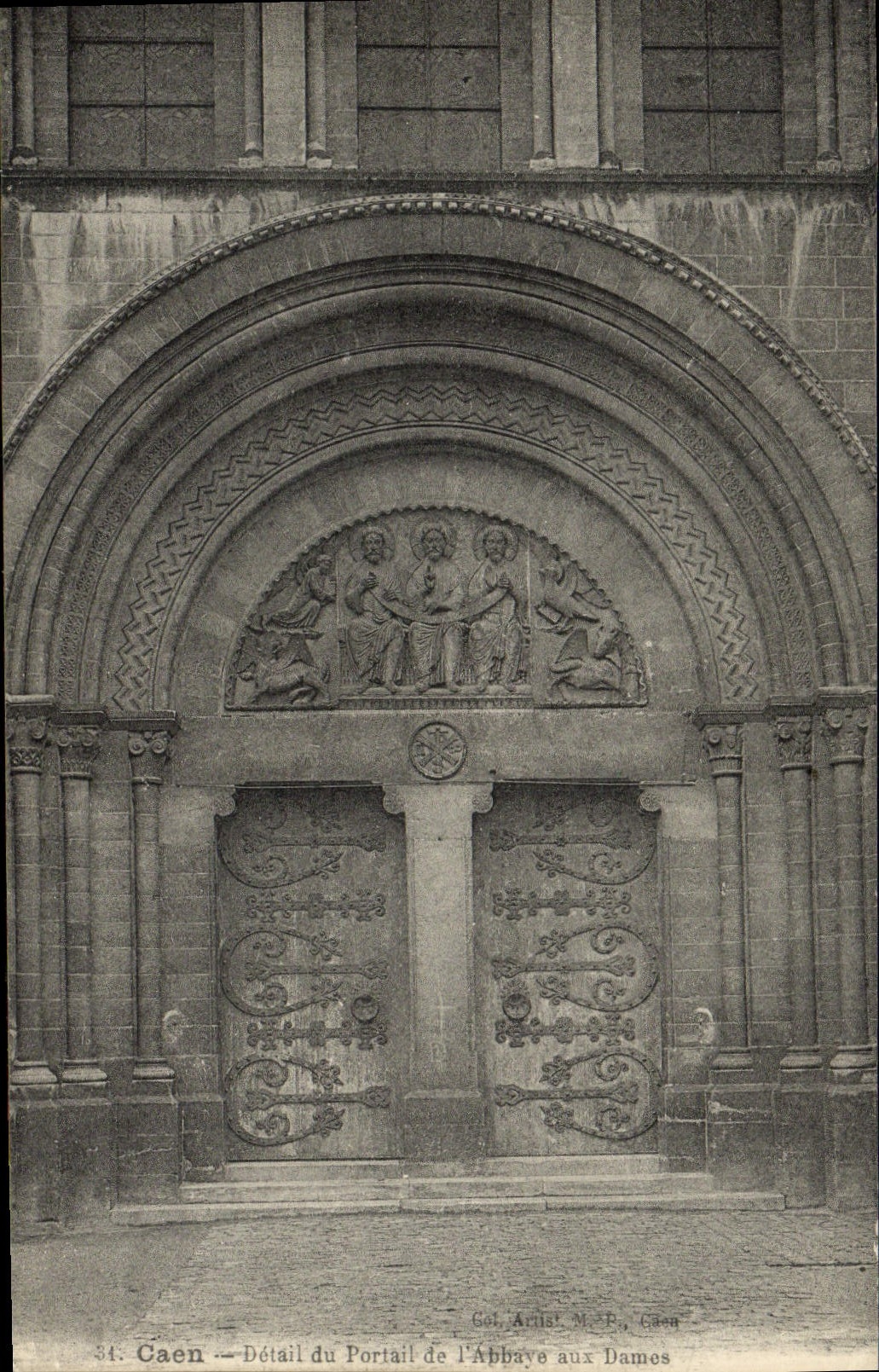 VINTAGE POSTCARD CaenDetail of the Gate of the Abbey to the Ladies