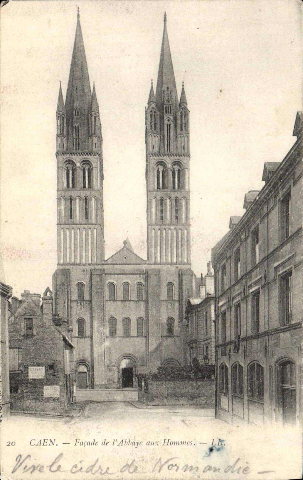 CPA Caen Facade de l'abbaye aux hommes