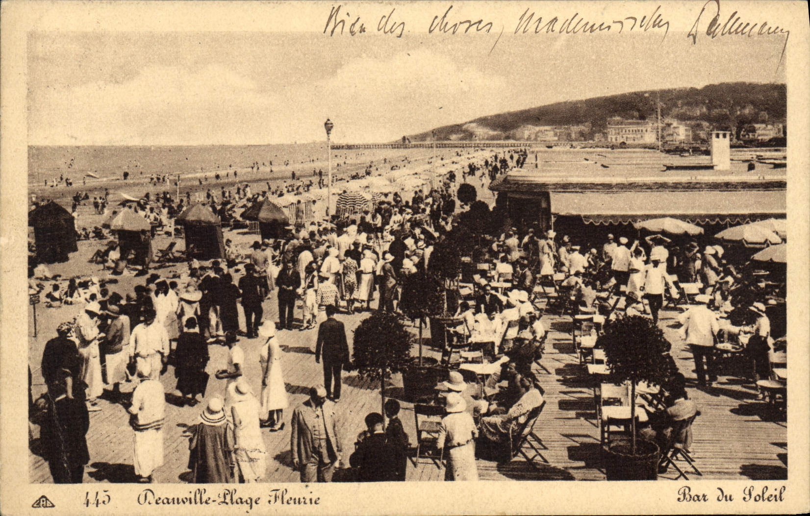 CPA Deauville Plage fleurie bar du soleil
