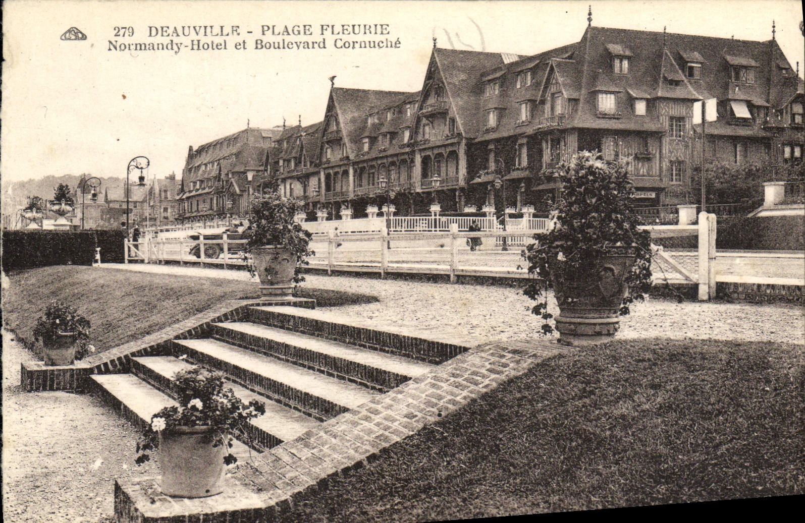 CPA Deauville plage fleurie normandy hotel et boulevard
