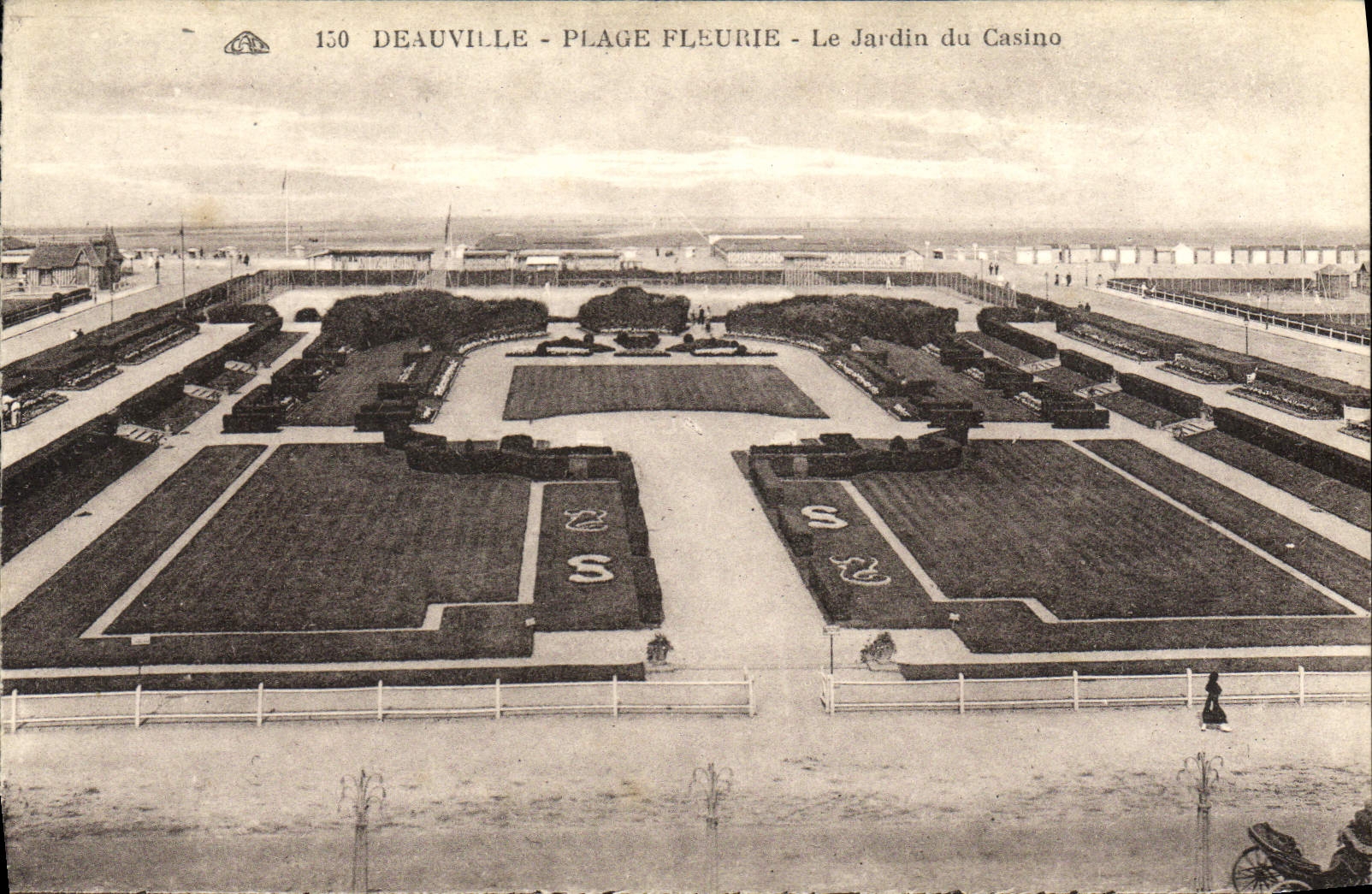CPA Deauville plage fleurie le jardin du casino