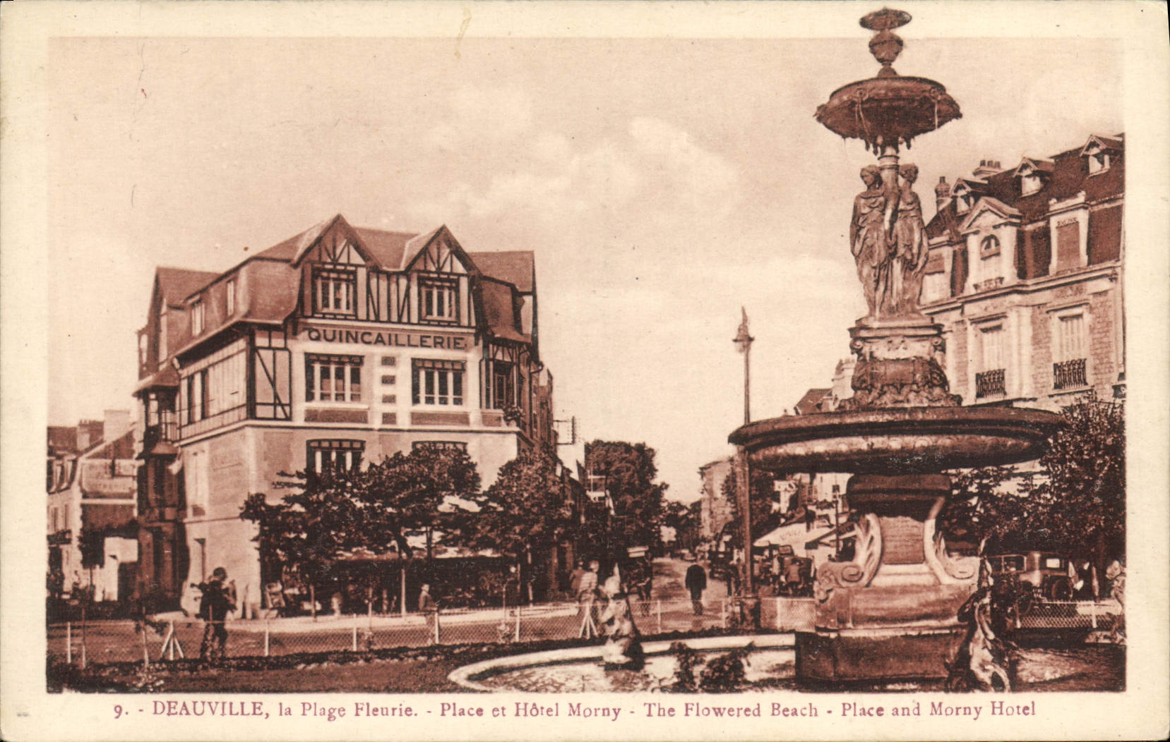 CPA Deauville La plage fleurie place et hotel morny Quincaillerie 