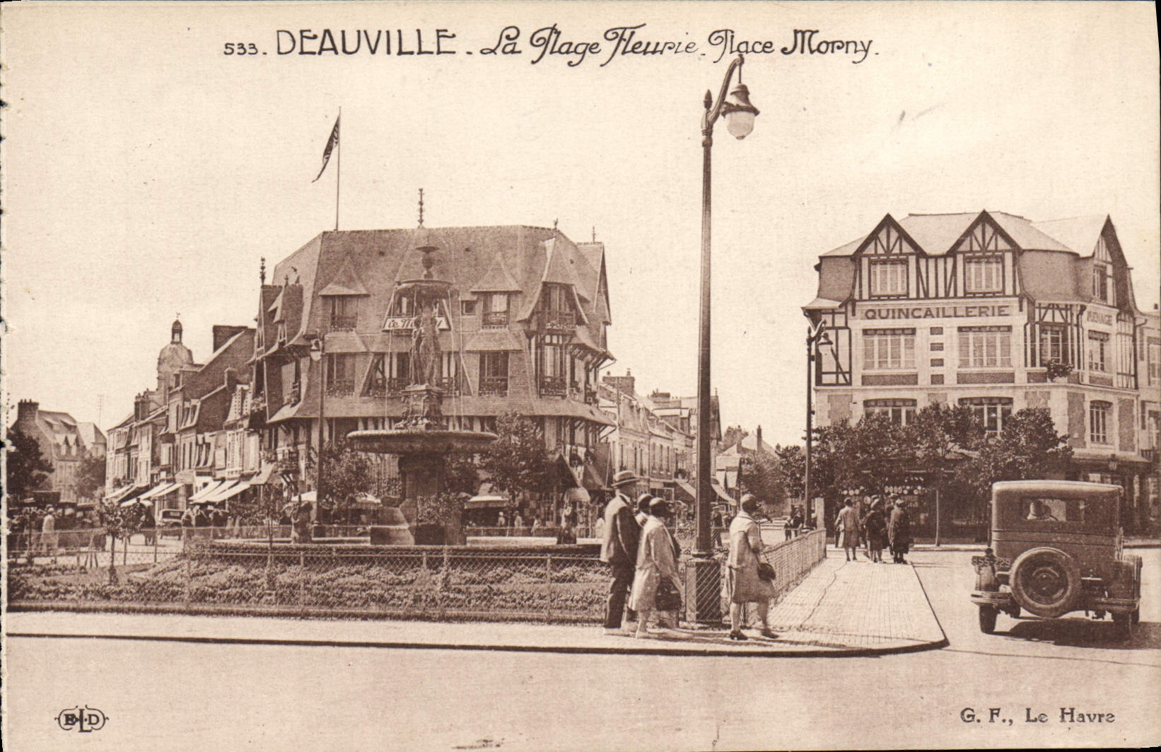 CPA Deauville La plage fleurie place morny