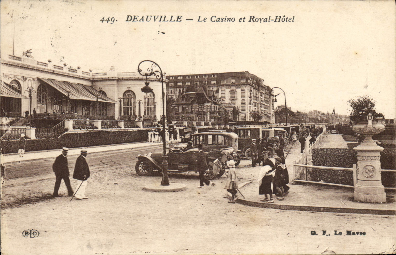 CPA Deauville Lle casino et royal hotel