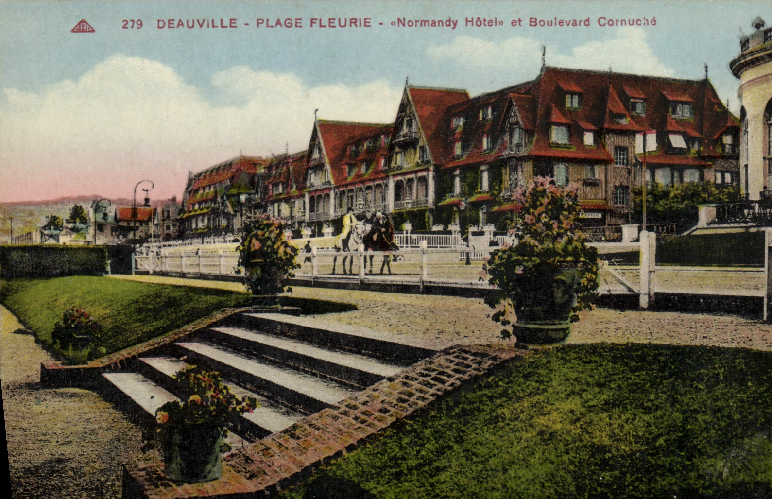 CPA Deauville Plage fleurie normandy hotel et boulevard Cornuche