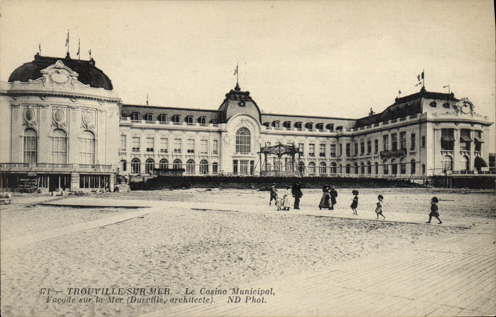 CPA Trouville sur Mer La Casino Municipal Facade sur la mer