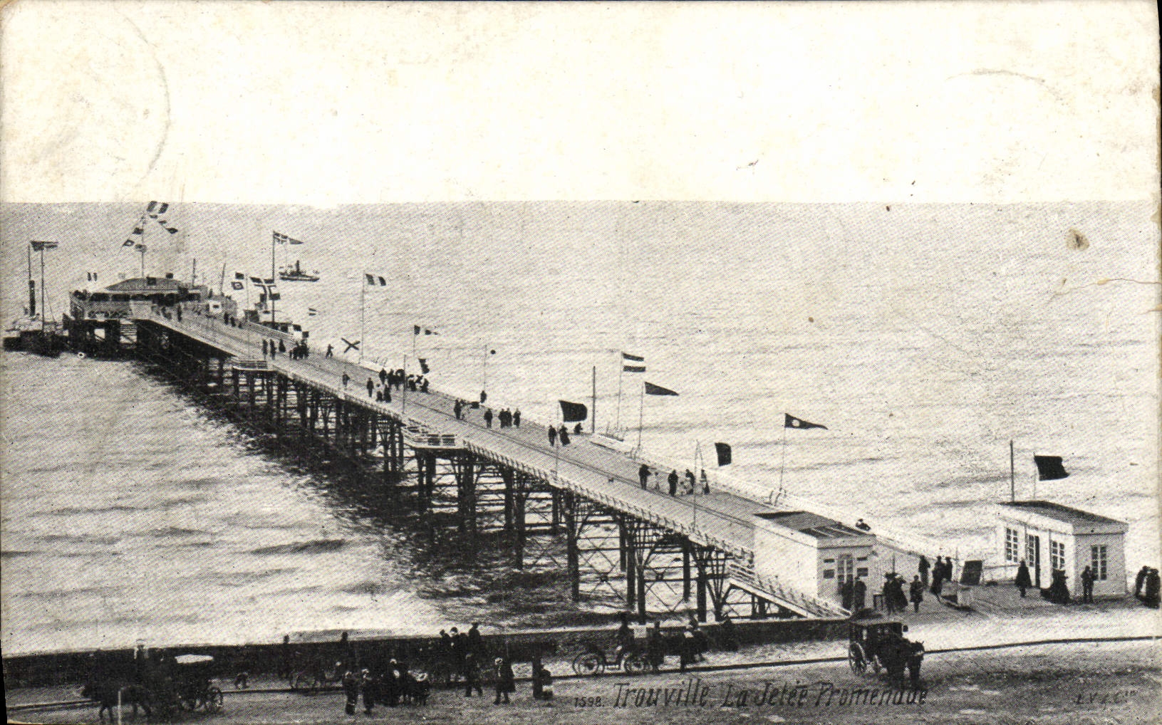 CPA Trouville La jetee promenade