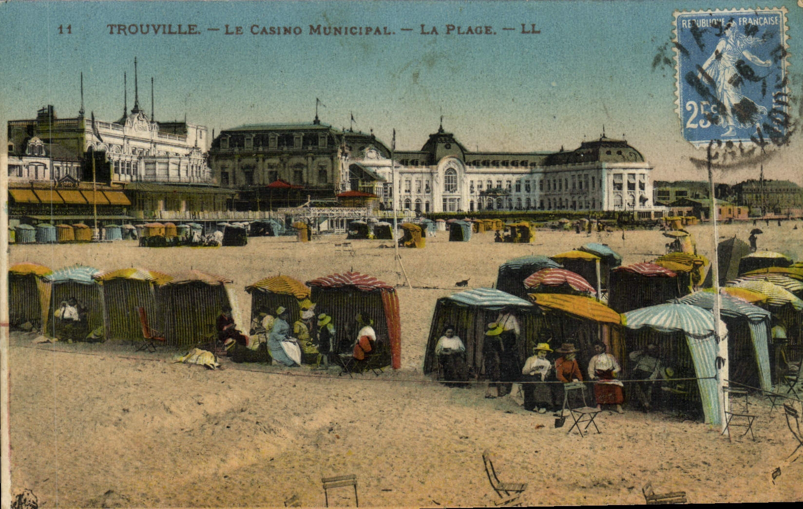POSTAL Trouville de la VENDIMIA el casino municipal la playa